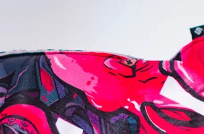Grip M3 Kraken breathable fabric, close-up of the pink kraken print